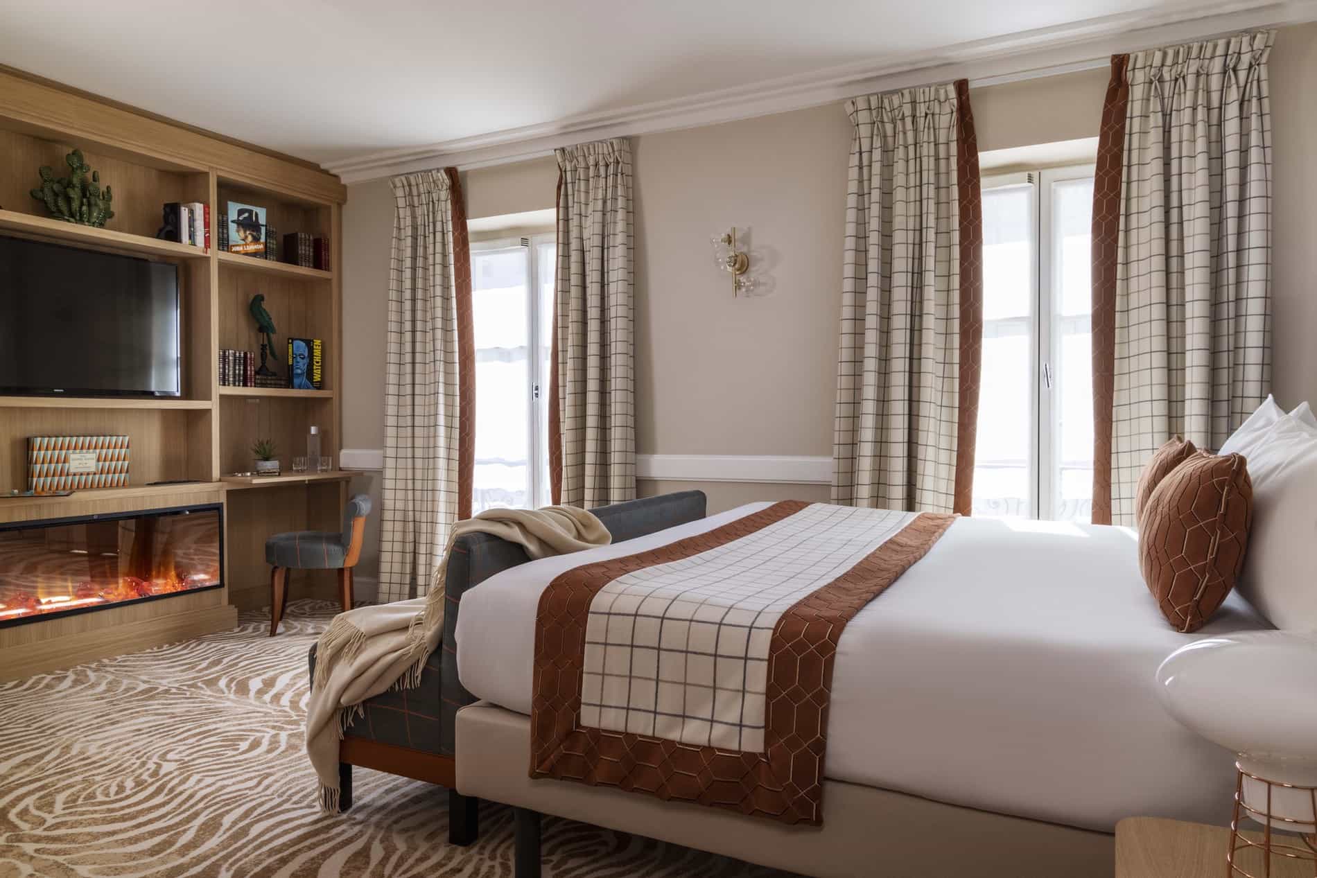 Hotel Elysée vue grande bibliothèque suite AJG Menuiserie